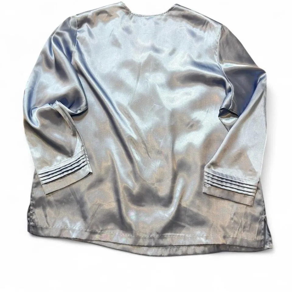 Vintage Blue Satin V - Image 4