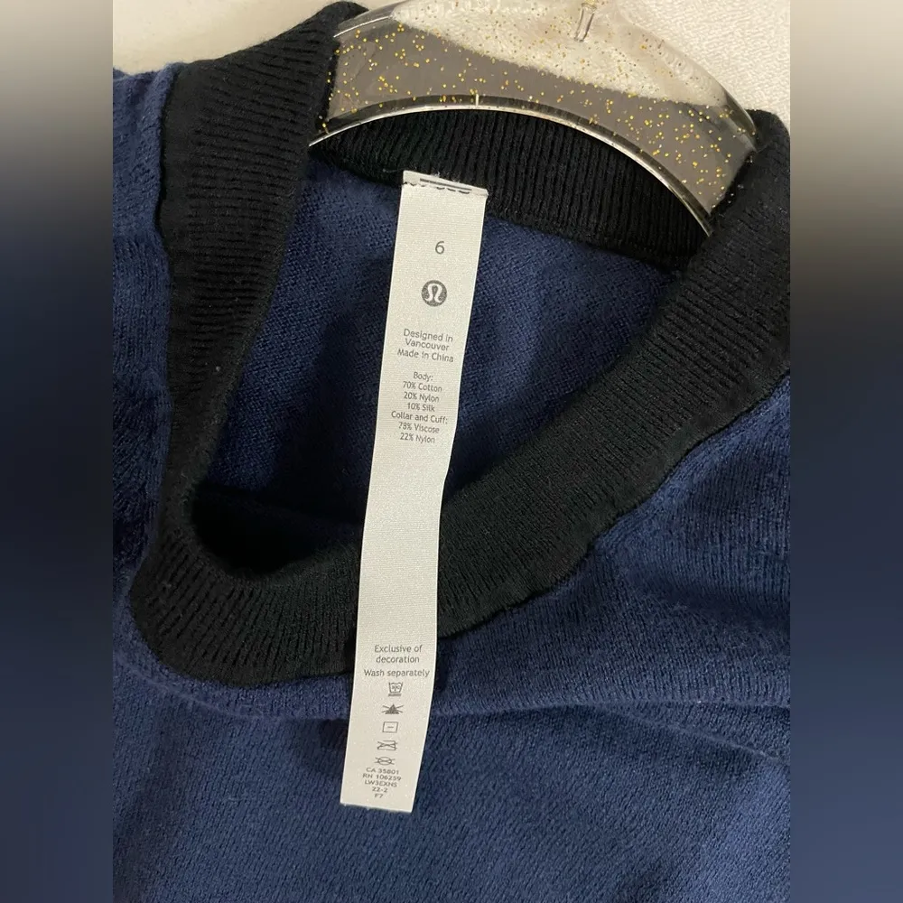 Lululemon Silk Blend Crewneck Sweater True Navy & Black Long Sleeve Top Size 6 - Image 12
