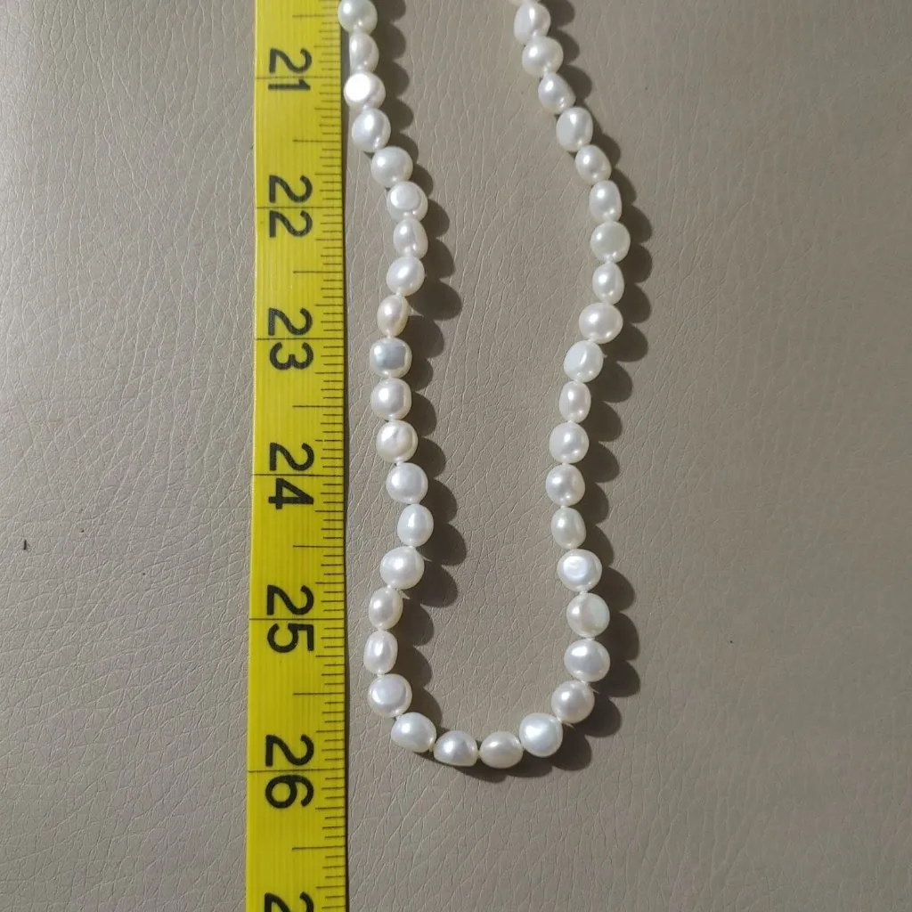 Blue Nile Freshwater Pearl Strand Necklace 52 Inches Extra Long Vintage Knotted White - Image 5