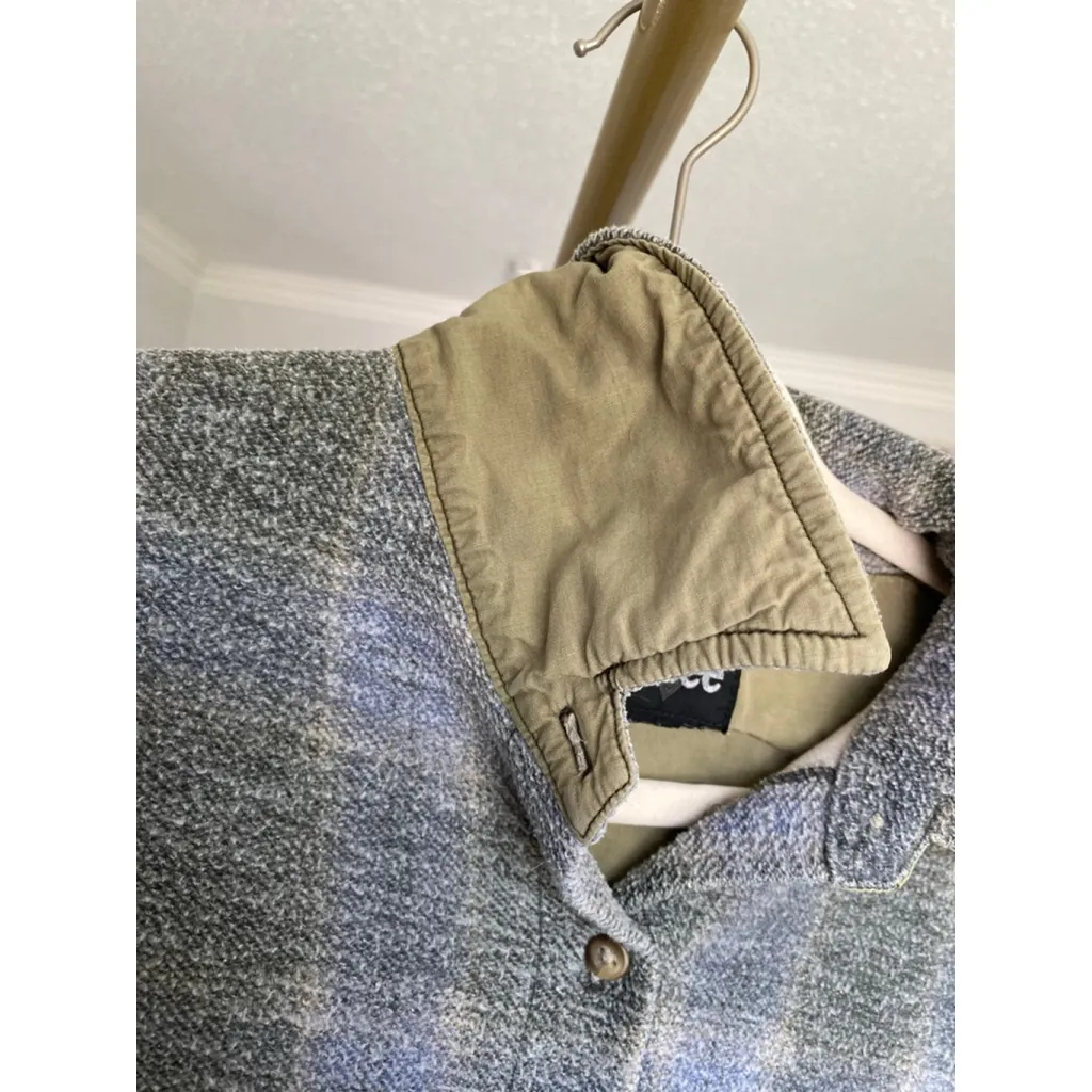 Vintage Lee Riveted Plaid Button-Up Shirt Gray Blue Buttery Soft Cotton Granola - Image 5