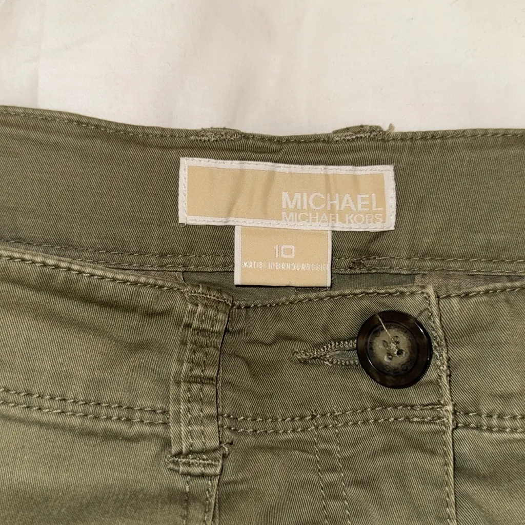 Michael Kors cotton khaki Green Cargo Pants Slim Fit. Multiple Pockets.Size 10. - Image 6