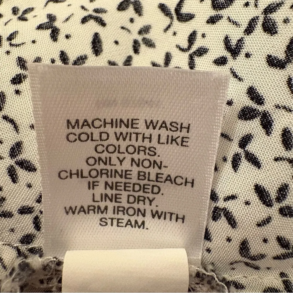 J. Jill Black and White Button Down Shirt Lightweight Ultra Soft Womens Medium Size undefined - Image 6