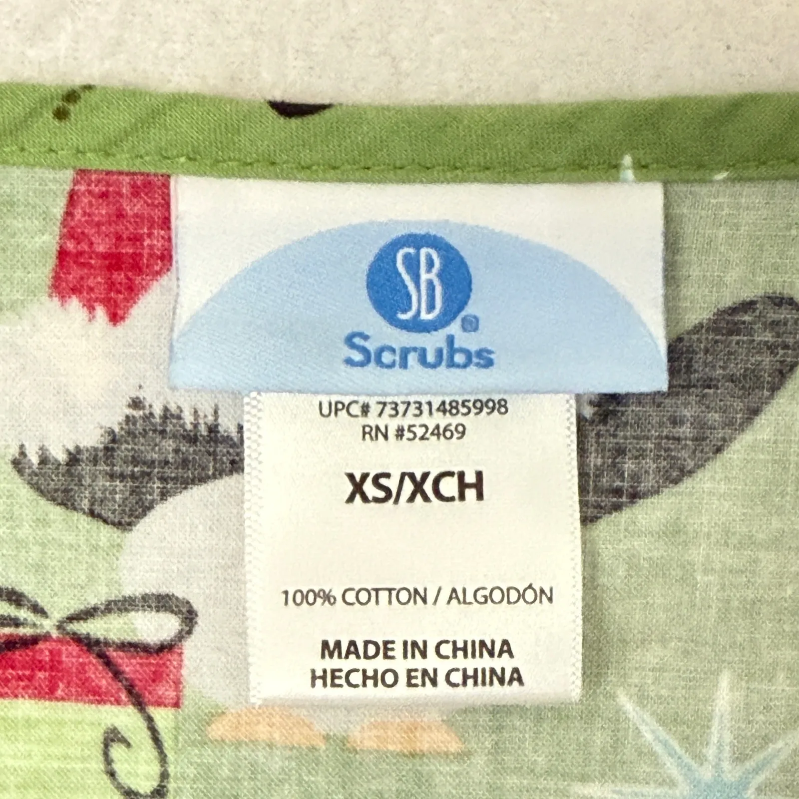 SB Scrub Christmas Penguins Scrub Top‎ Size XS Holiday Festive Work Style - Image 5