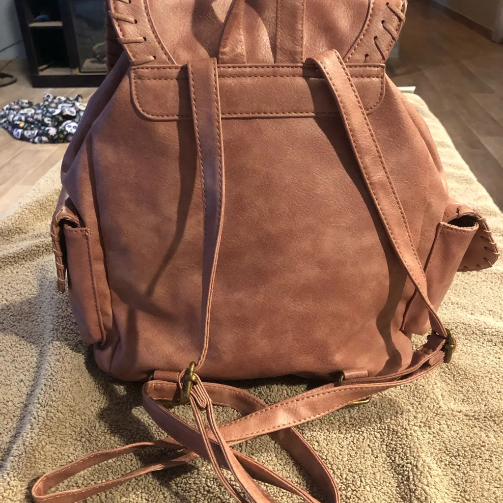 Beautiful brown Under One Sky backpack. New with tags. - Image 4