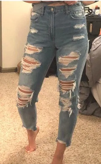 American Eagle Outfitters AE Mom Jeans - Image 7