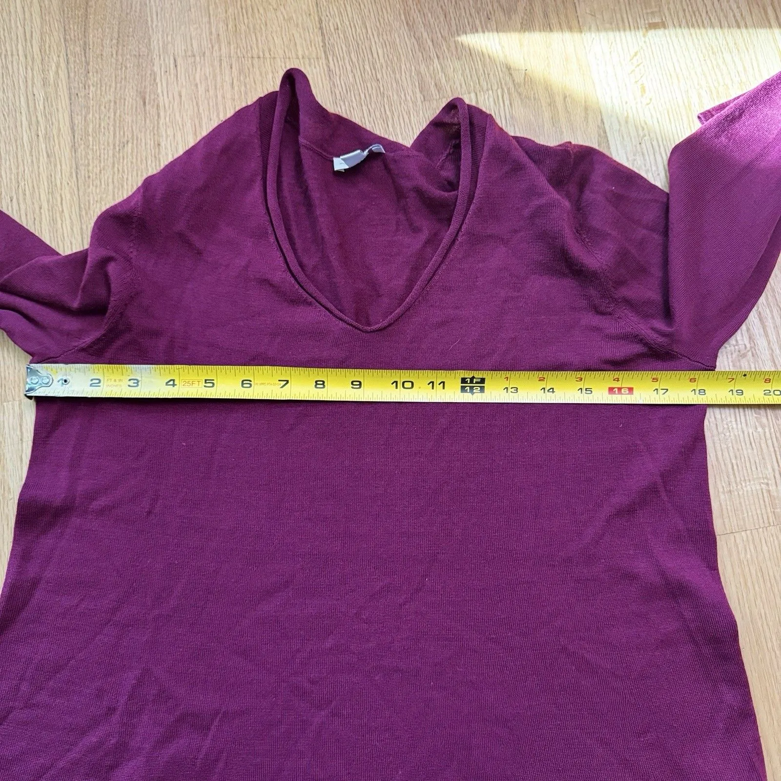 J. Jill Women's 100% Merino Wool V-Neck Long Sleeve Pullover Sweater Burgundy S - Image 7