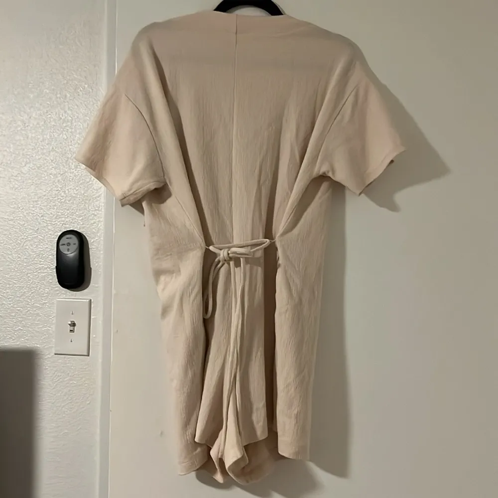 Old Navy Romper - Image 3