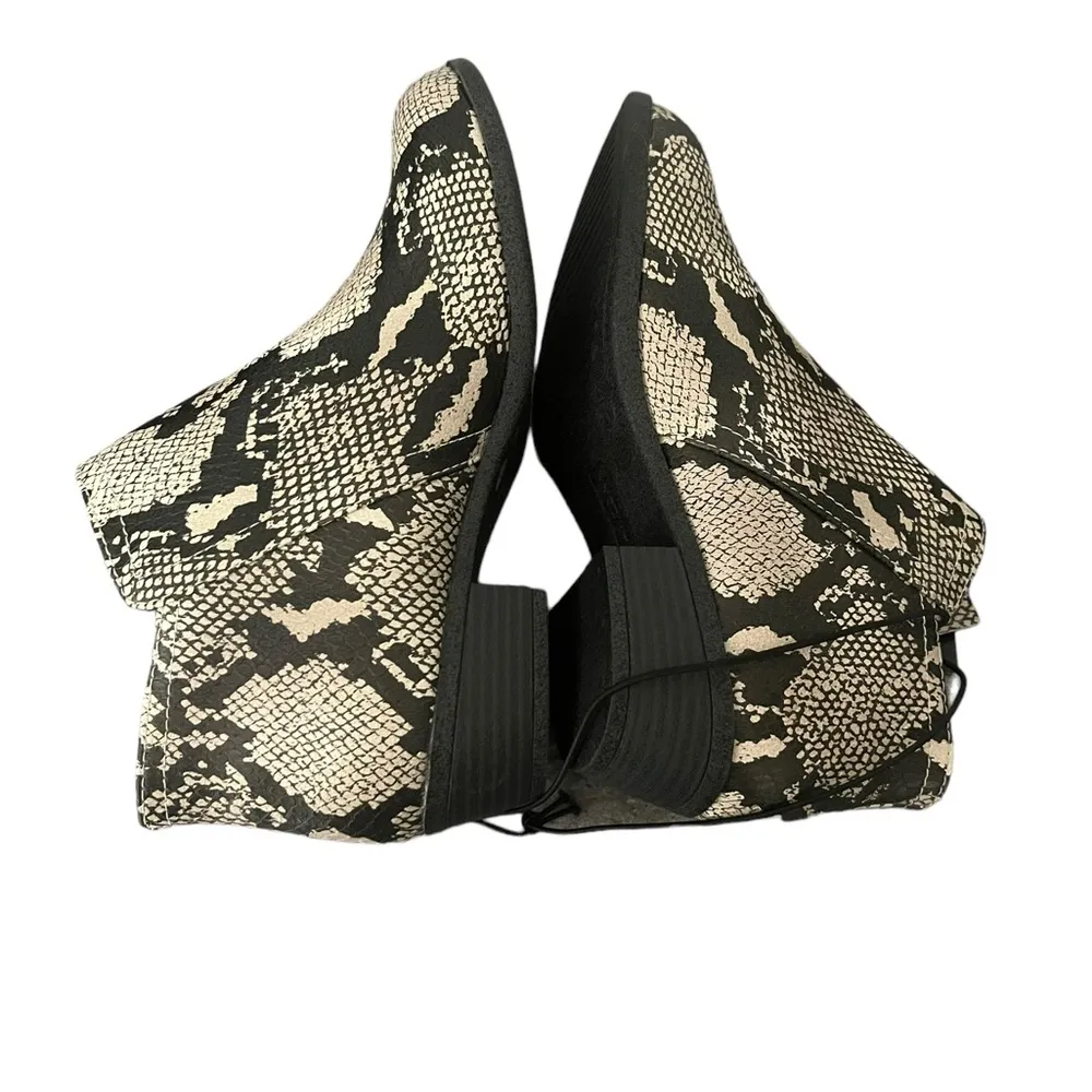 NWT Arizona Jean Co Faux Snake Skin  Galen Block Heel Side Zipper Ankle Booties - Image 7