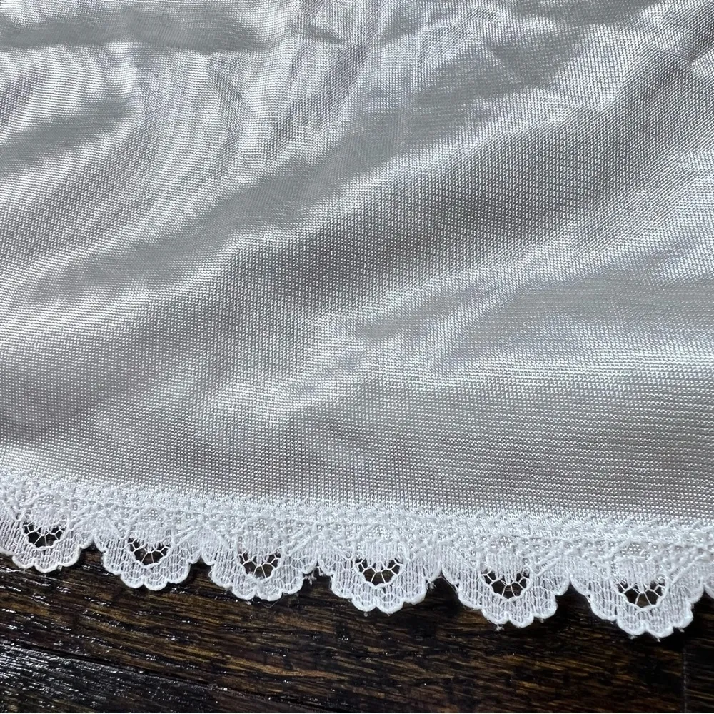 Adonna White Lace Hem Skirt Slip - Image 4