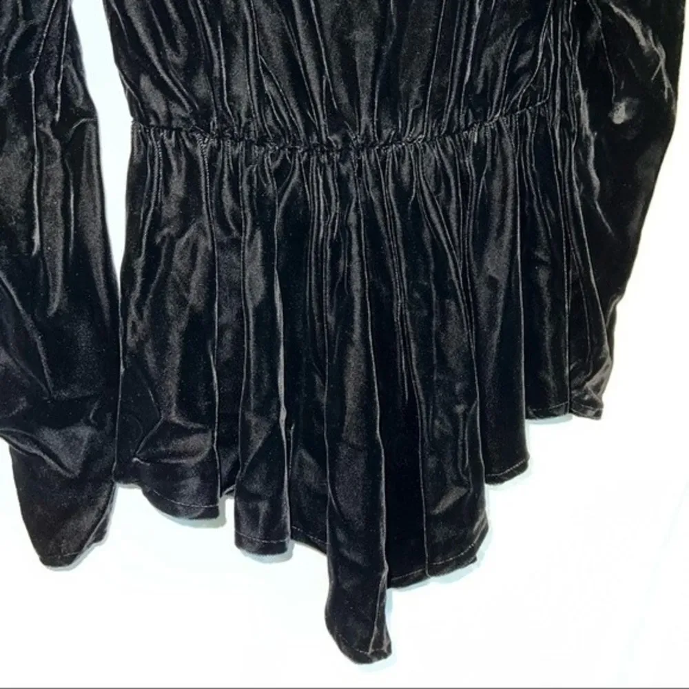 Vintage vtg  black Velvet blazer size 5/6 - Image 5