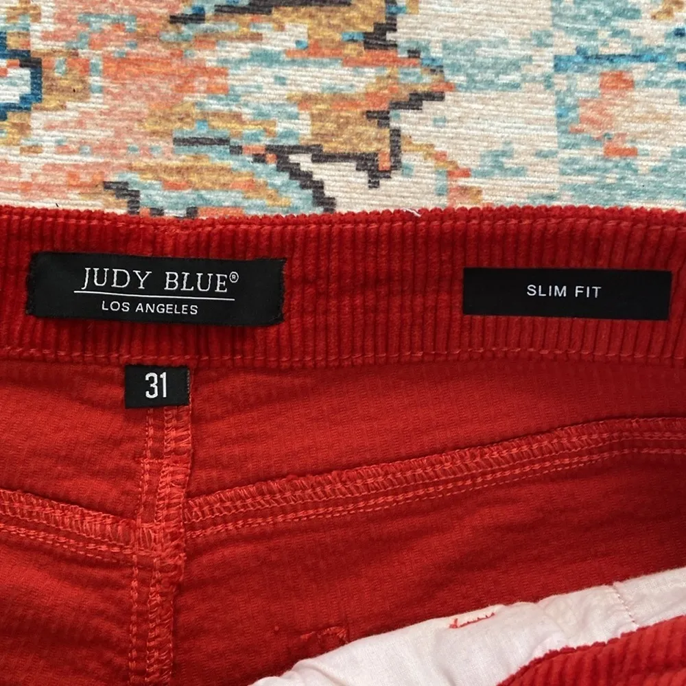NWT Judy Blue Corduroy High Rise Slim Fit Cargo Pants Red Women’s Size 31 - Image 11
