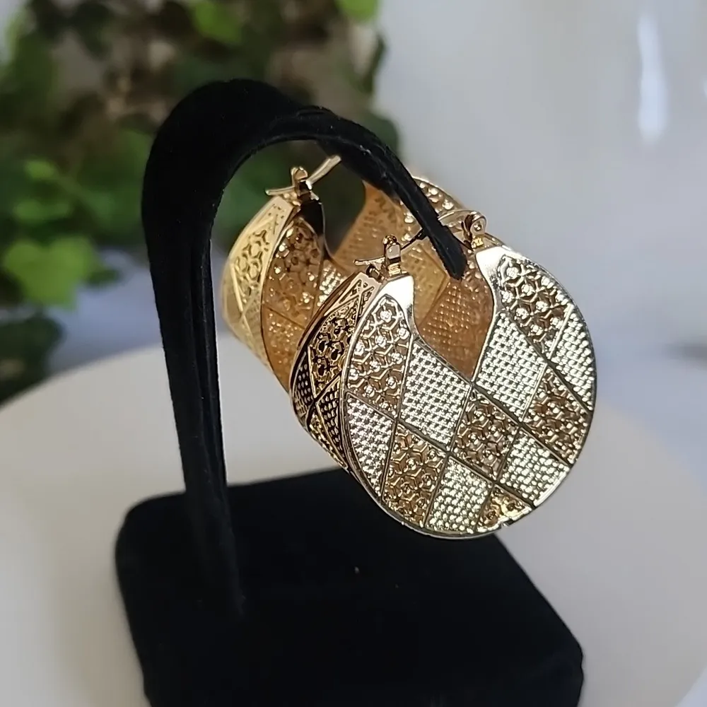 Gold Filled Basket Style Earrings Argyle Design New - Image 7