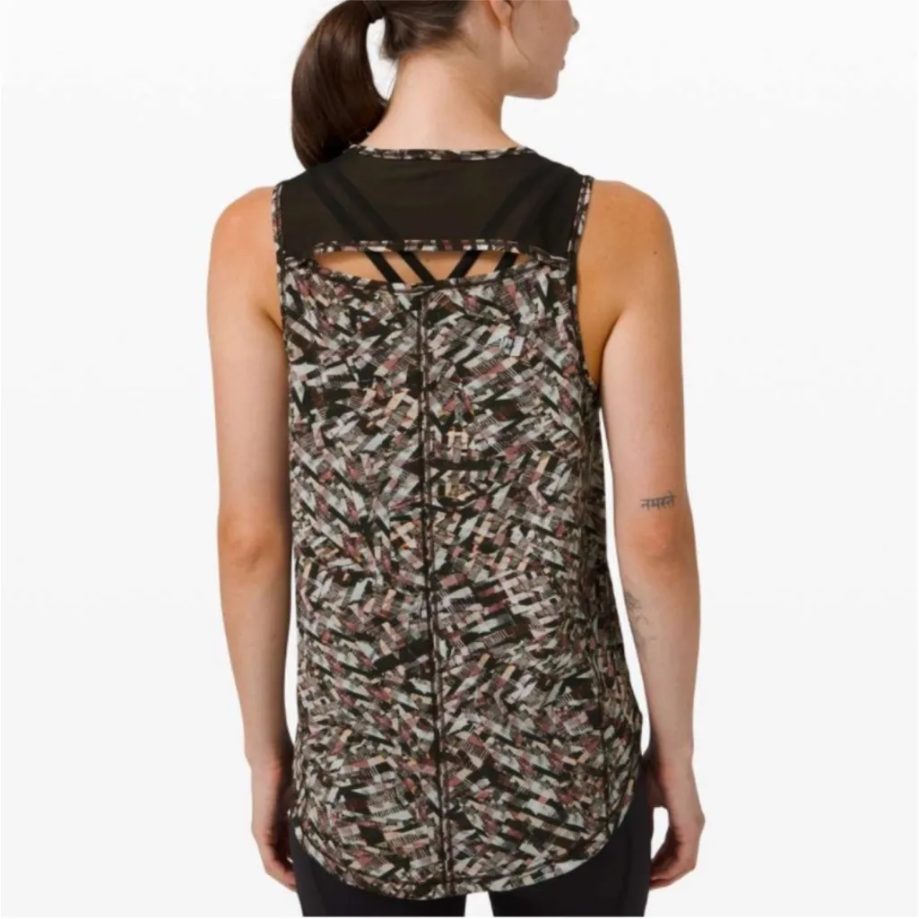 Lululemon Sculpt Tank SEE MEASUREMENTS - Image 2