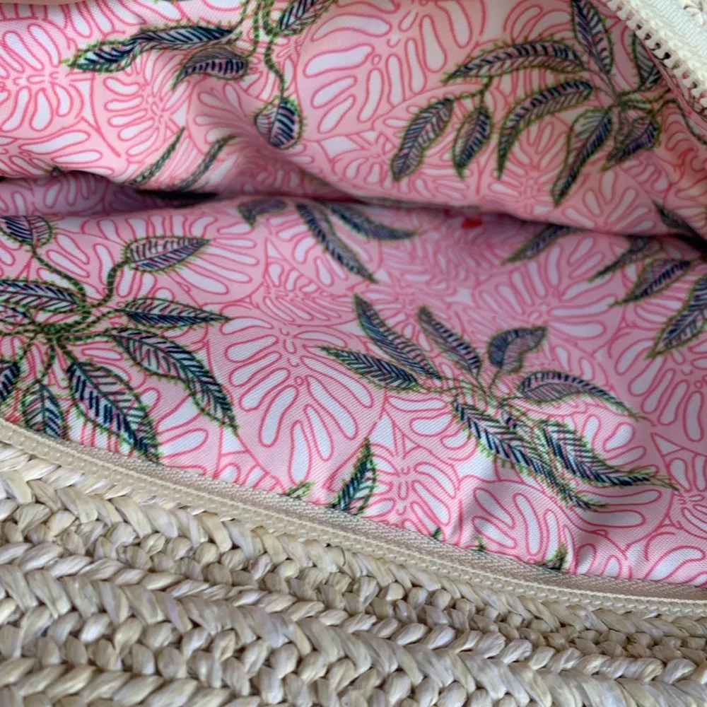 Vera Bradley Knit Parrot Embroidered Backpack Purse - Image 5