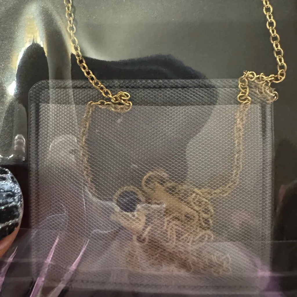 necklace crystal 4 leaf clover gold tone stainless steel - Image 4