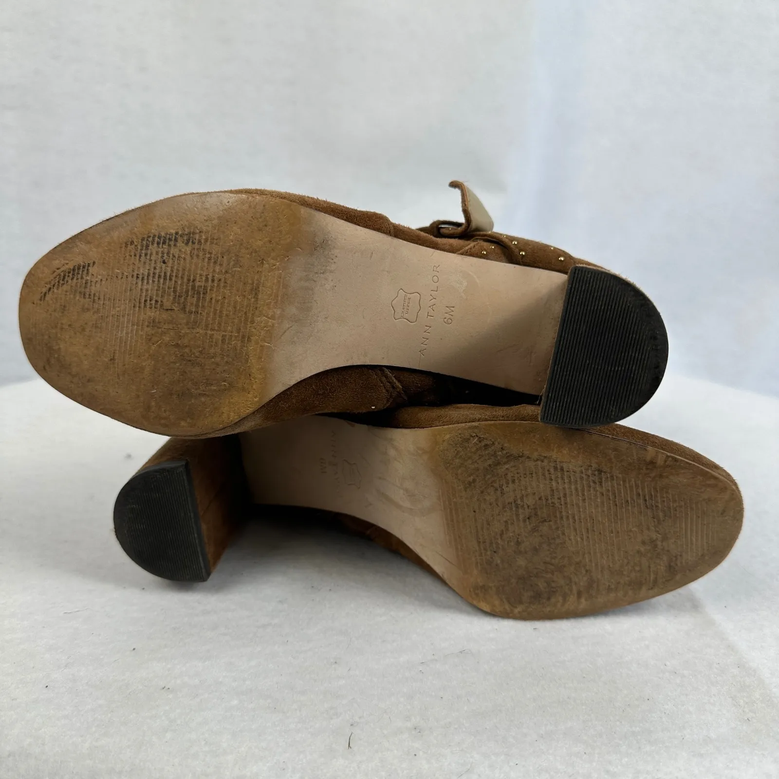 Ann Taylor Brown Suede Studded Buckle Ankle Boots Women 6M Block Heel‎ Moto Boho - Image 6