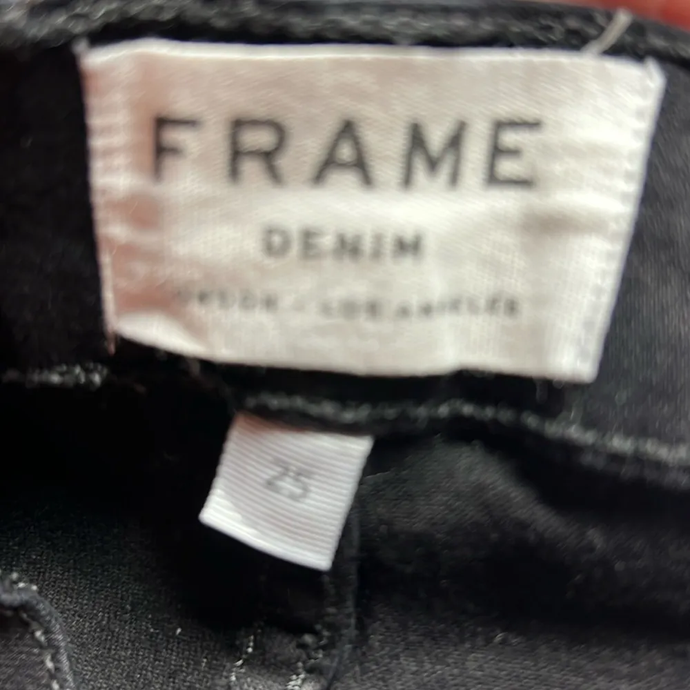 Frame Ali High Rise Cigarette Skinny Jeans in Noir Black Size 25 - Image 7