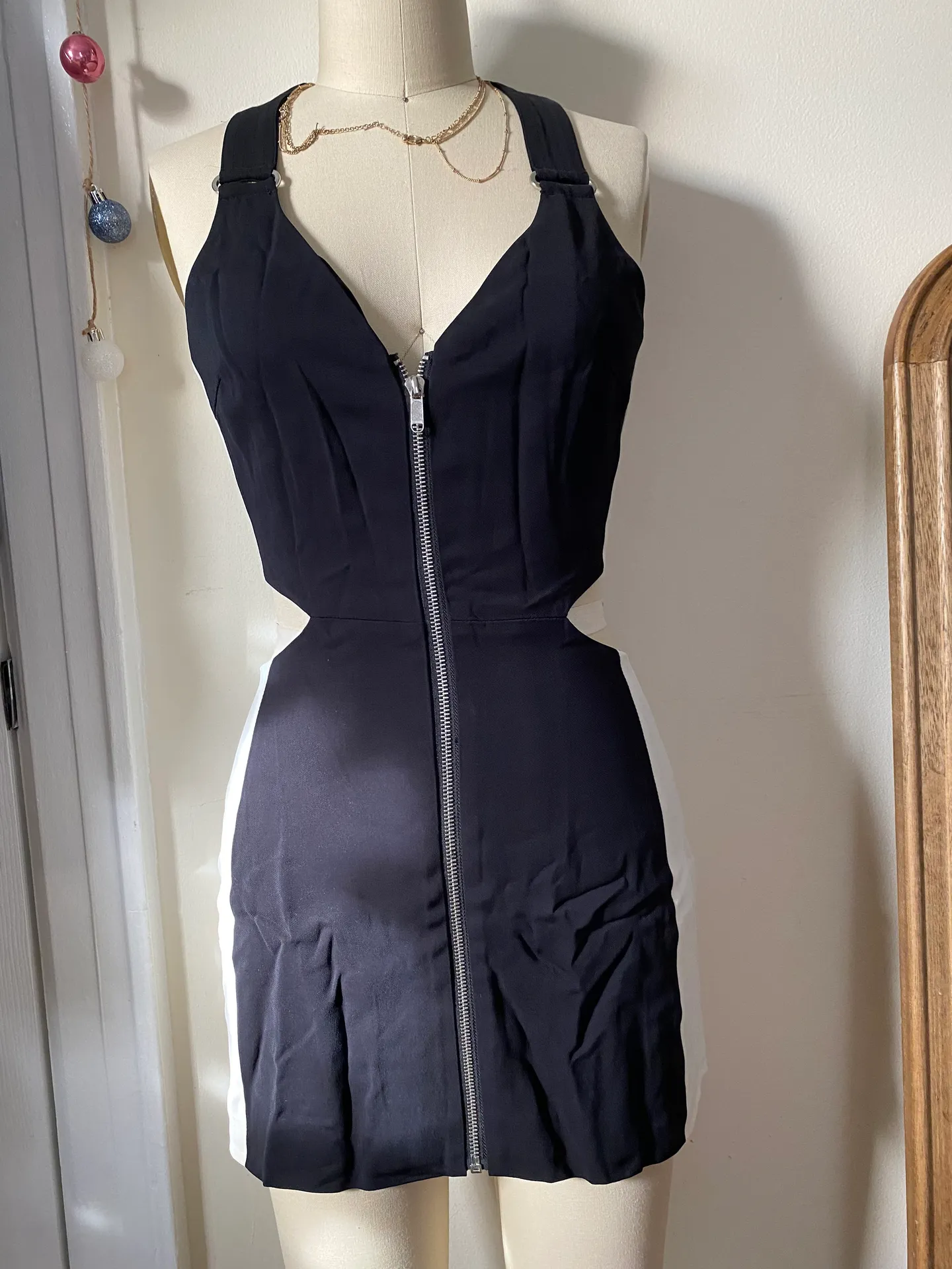 Cut Out Dress - Image 2