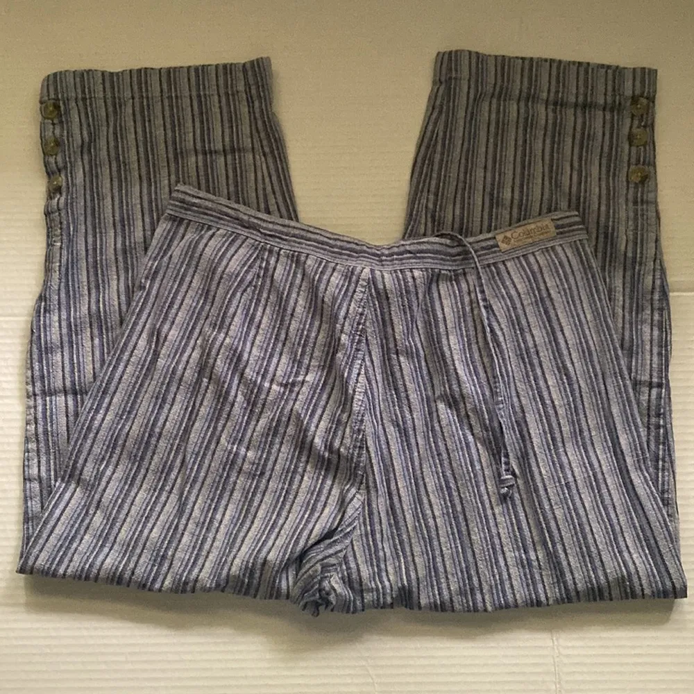 Y2K vintage Columbia women’s striped blue linen button crop pants, size small - Image 8