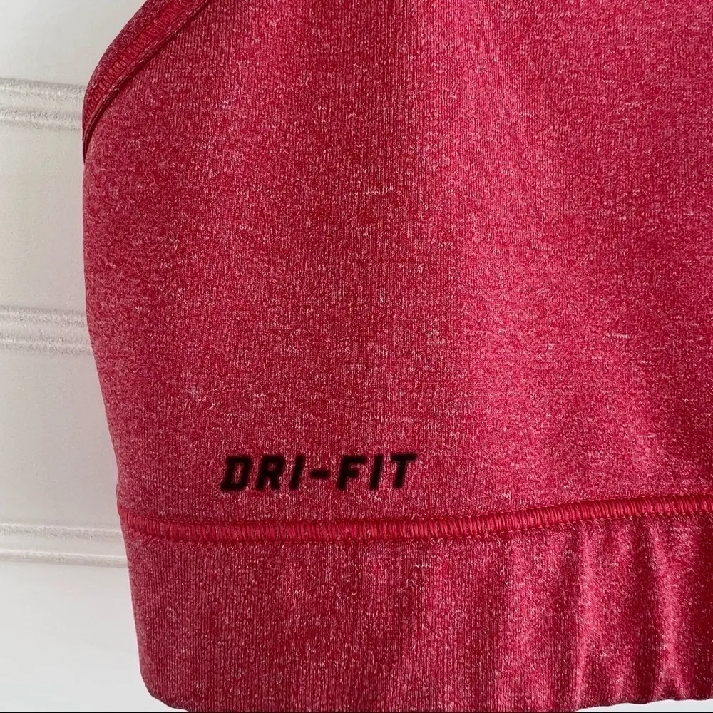 Nike Pro Dri Fit Sports bra Size Small - Image 3