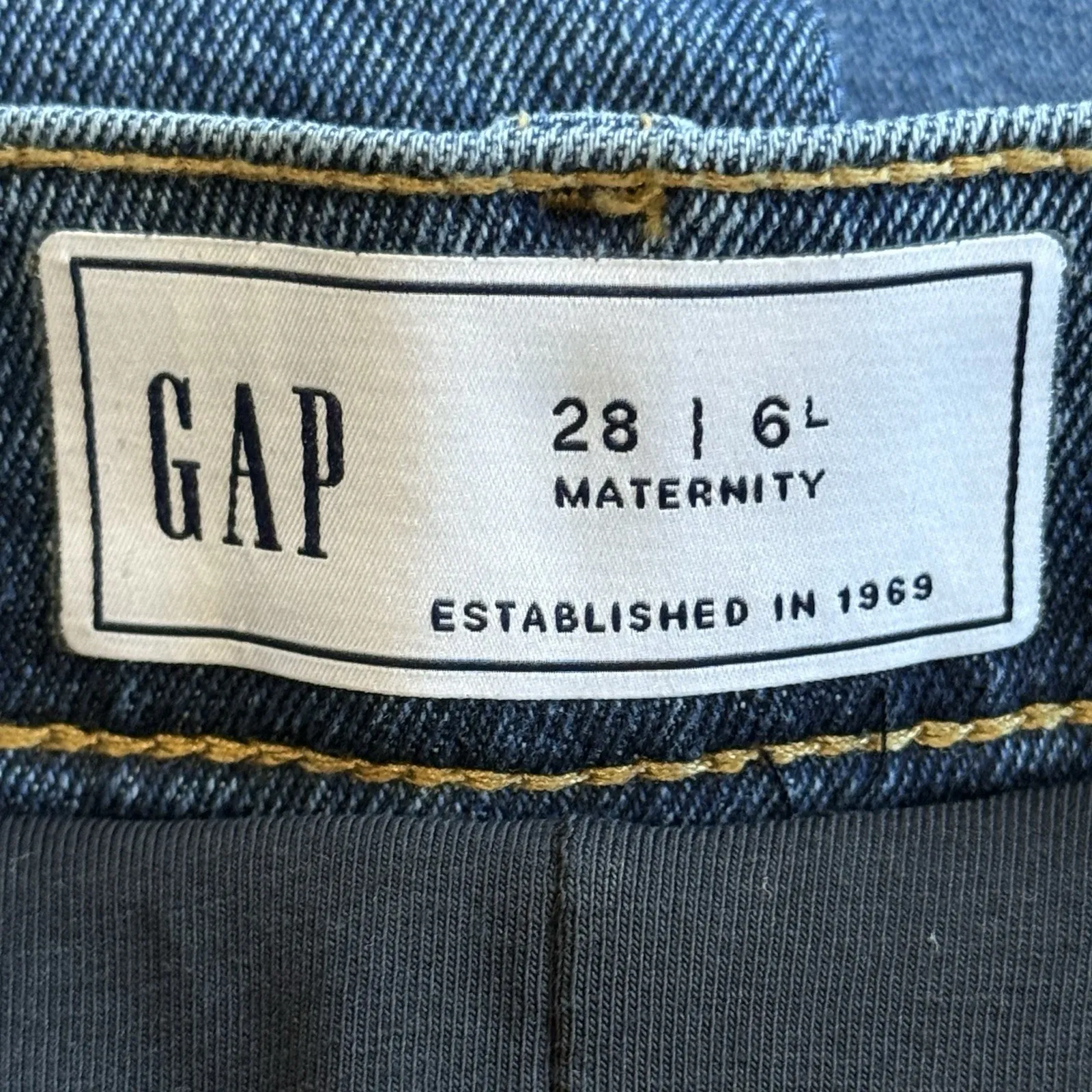 GAP Maternity Straight Leg Jeans 28 6 Long Cheeky True Waistband Full Panel Pant - Image 4