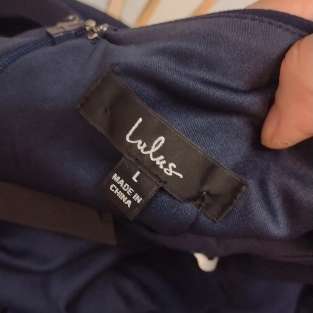 Lulu's navy blue long flowy dress size large - Image 6