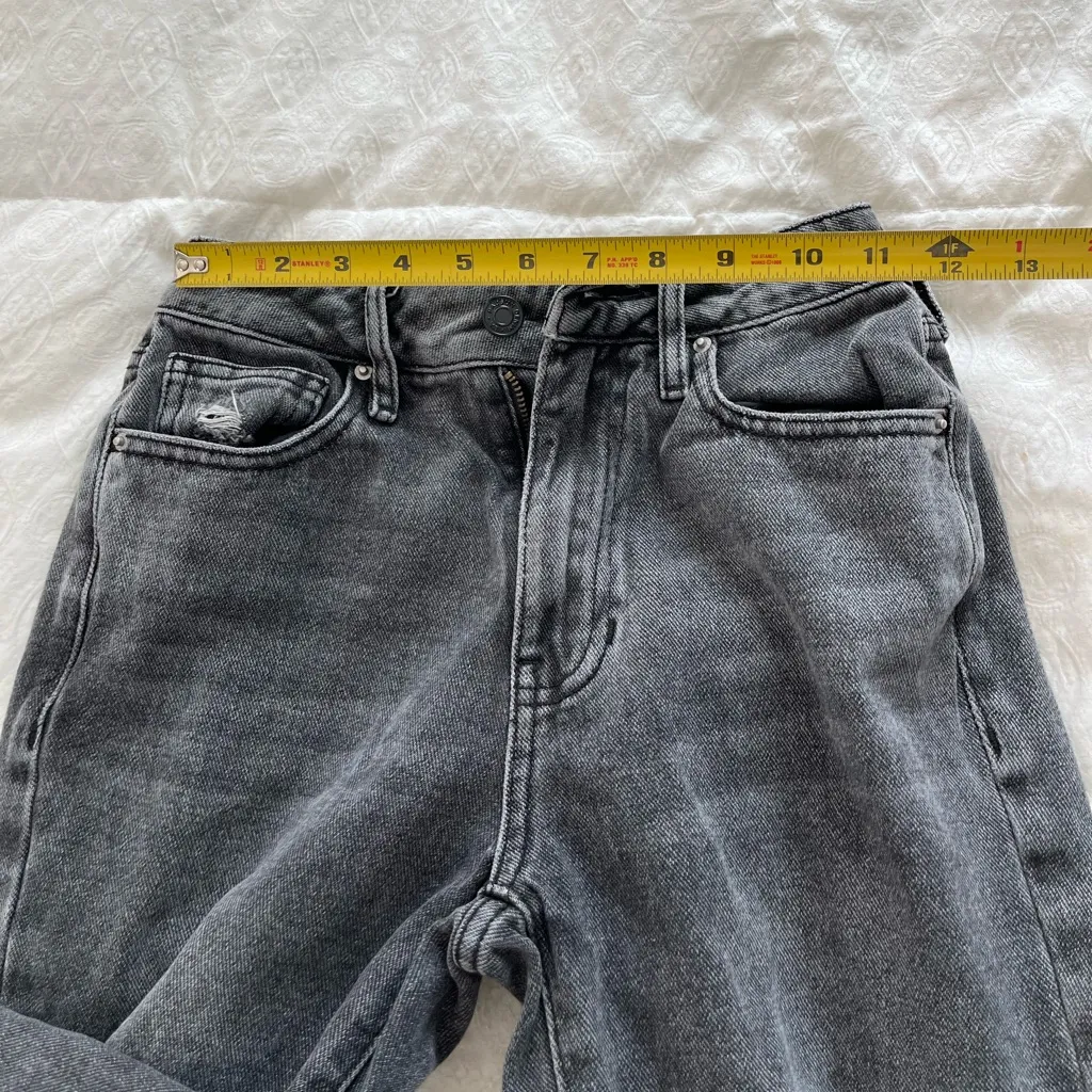 Distressed Gray Mom Jeans - Image 6