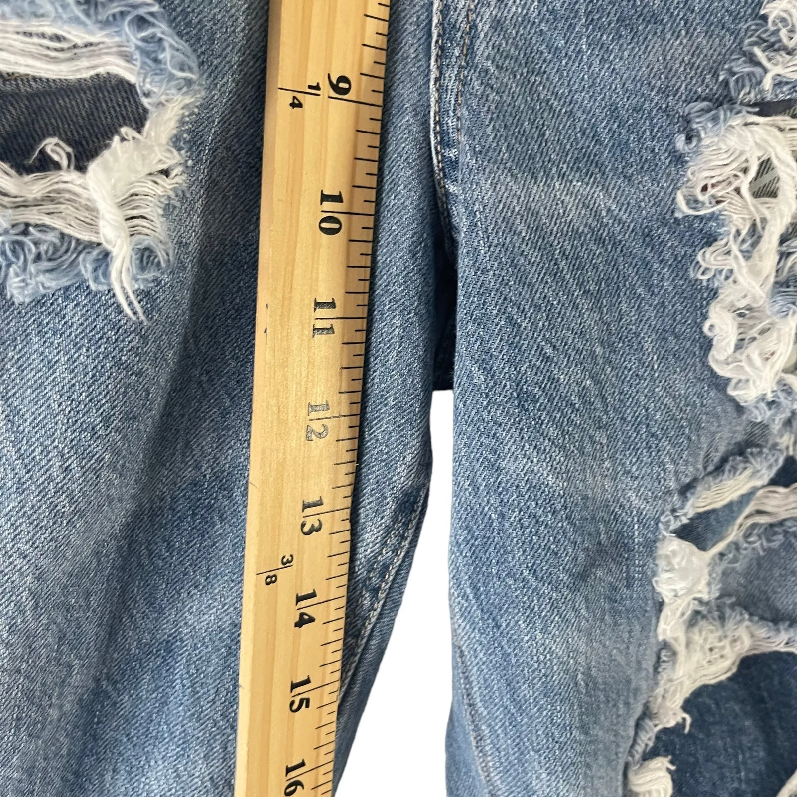 American Eagle Women's‎ Size 8 Mom Plaid Patch Distressed Straight Jeans - Image 12