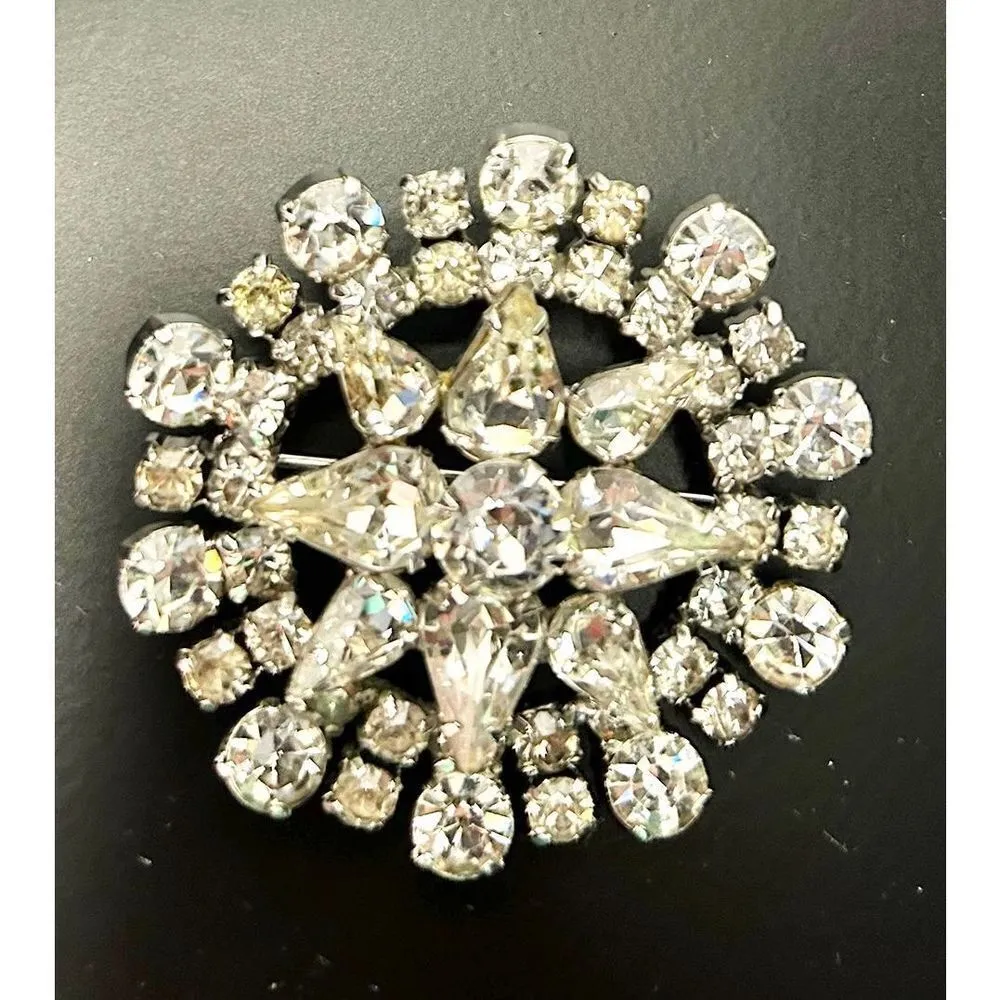 Vintage Kramer of New York Brooch Clear Rhinestone Small Pin Signed 2" - Image 8