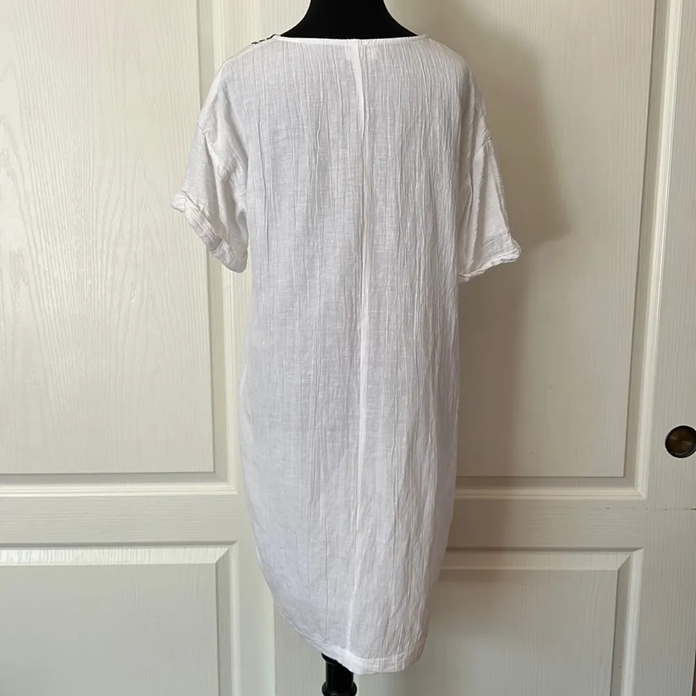 WHITE OLD NAVY BEACHY VACATION SHIFT DRESS - Image 2