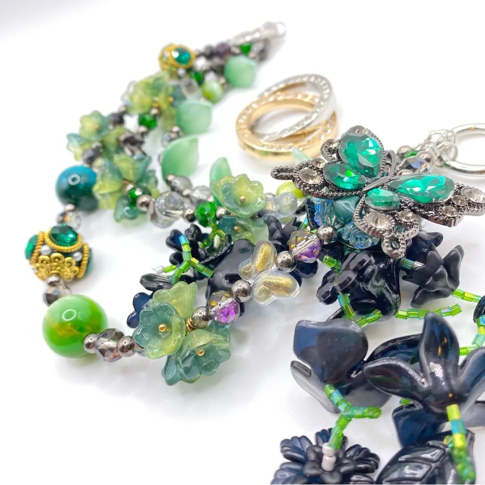 💚🖤Luxury Bag/Phone Chain Charm/Keychain Triple-Layer Flowers Fancy Crystal Beads - Image 9