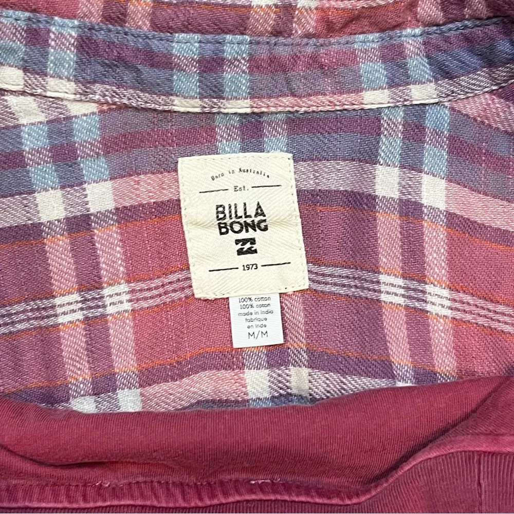 Billabong Flannel and Matching Tee - Image 5