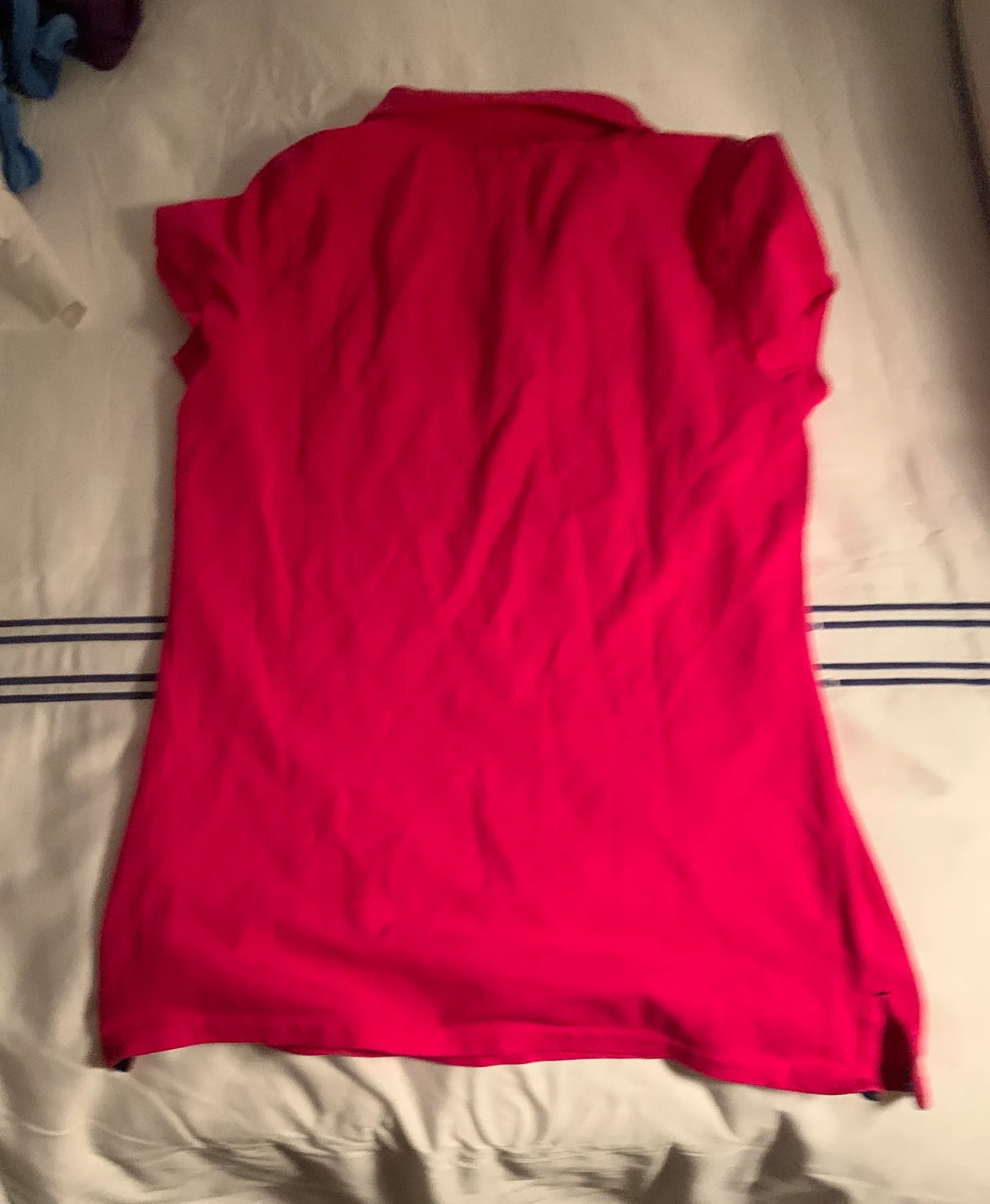 Pink fitted polo shirt - Image 2