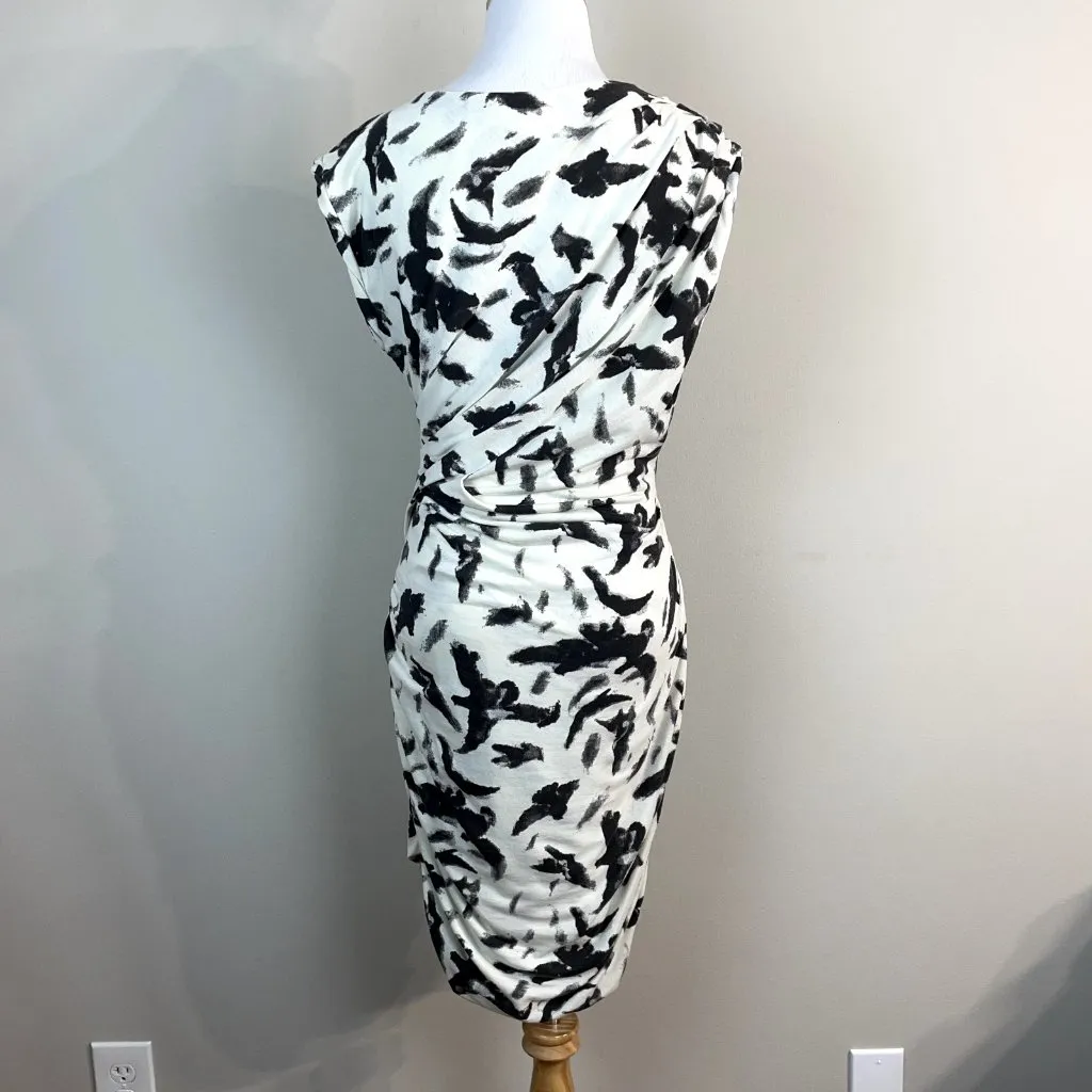 Pam & Gela Dress Womens Medium Off White‎ Gray Ruched Pleated Sheath Sleeveless - Image 5