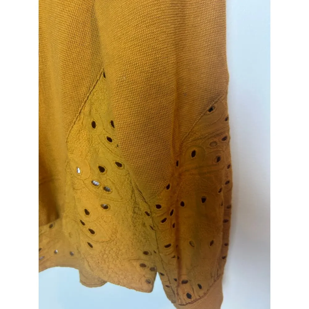 Pilcro Anthropologie Yellow Golden Blouse with Cut-outs Lace Size Medium M - Image 7