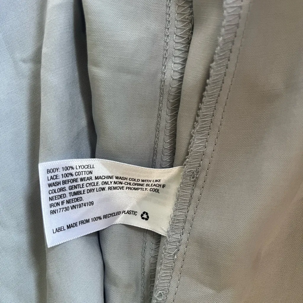 Knox Rose Light Gray V-Neck Blouse - Image 7