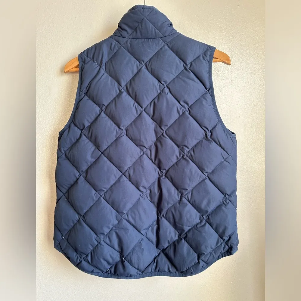 J Crew navy blue down vest size medium - Image 4
