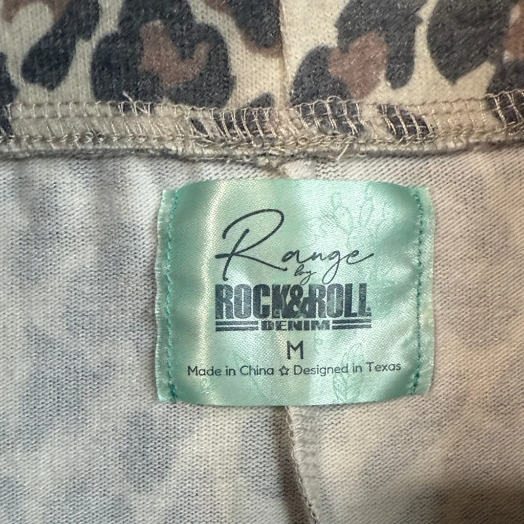 Range by Rock&Roll Chic Leopard Print Flare Pants Black Size M - Image 3