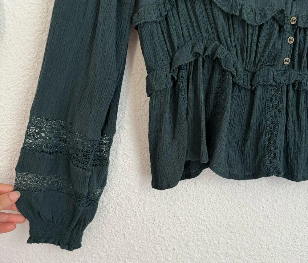 dark forest green lace ruffle peplum long sleeve blouse size M - Image 2