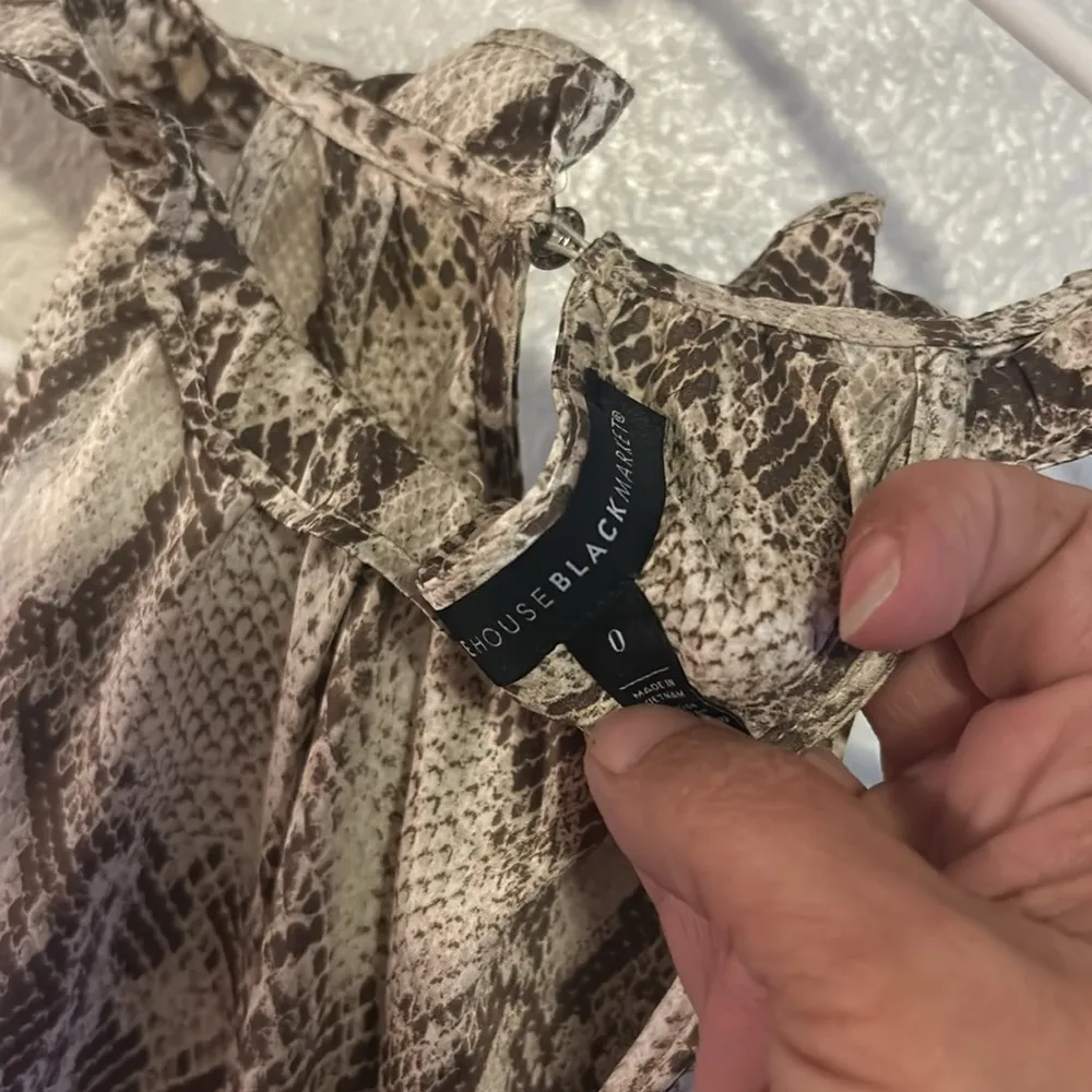 White House Black Market - Image 3