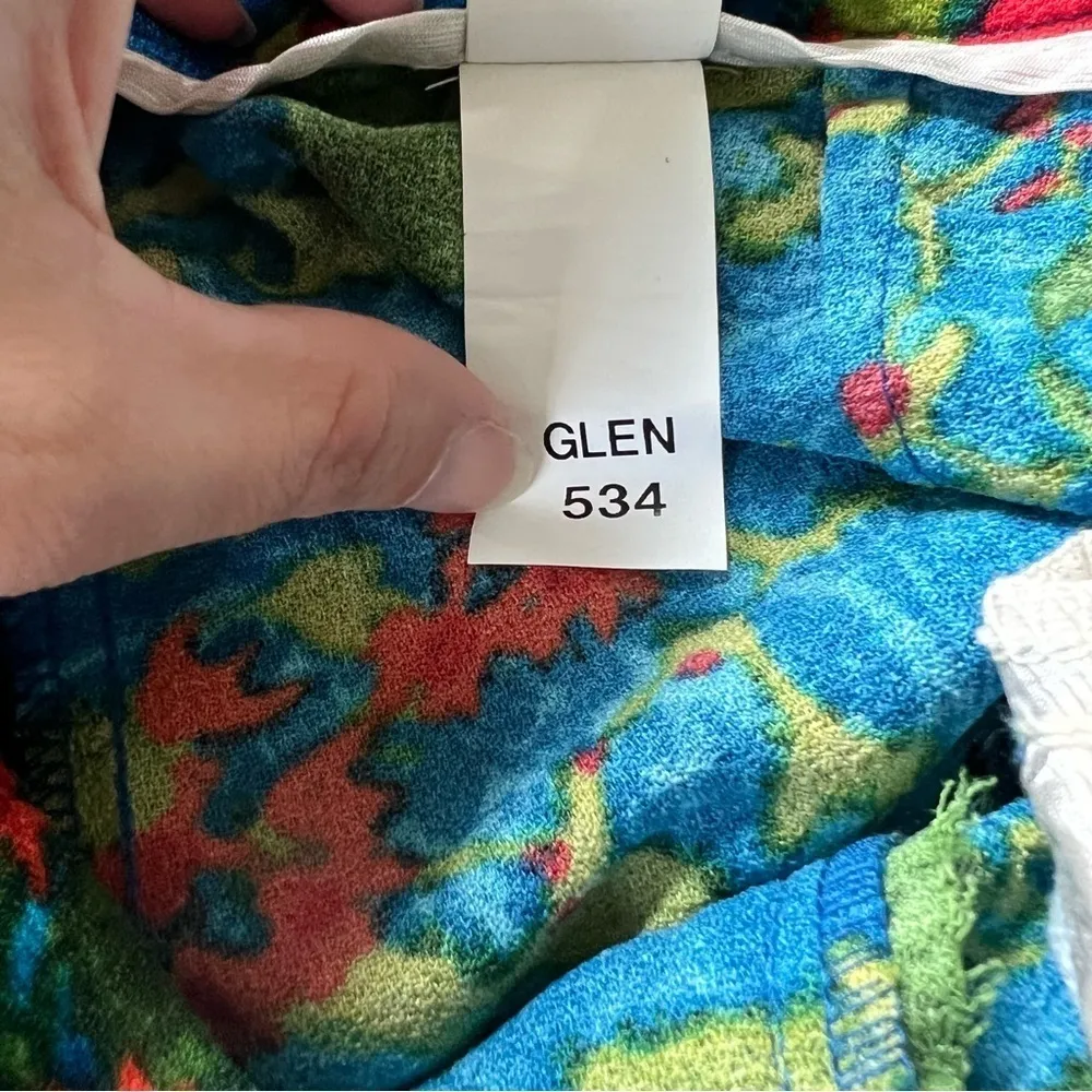 jacquard high waist floral zipper pocket shorts xs - Image 9