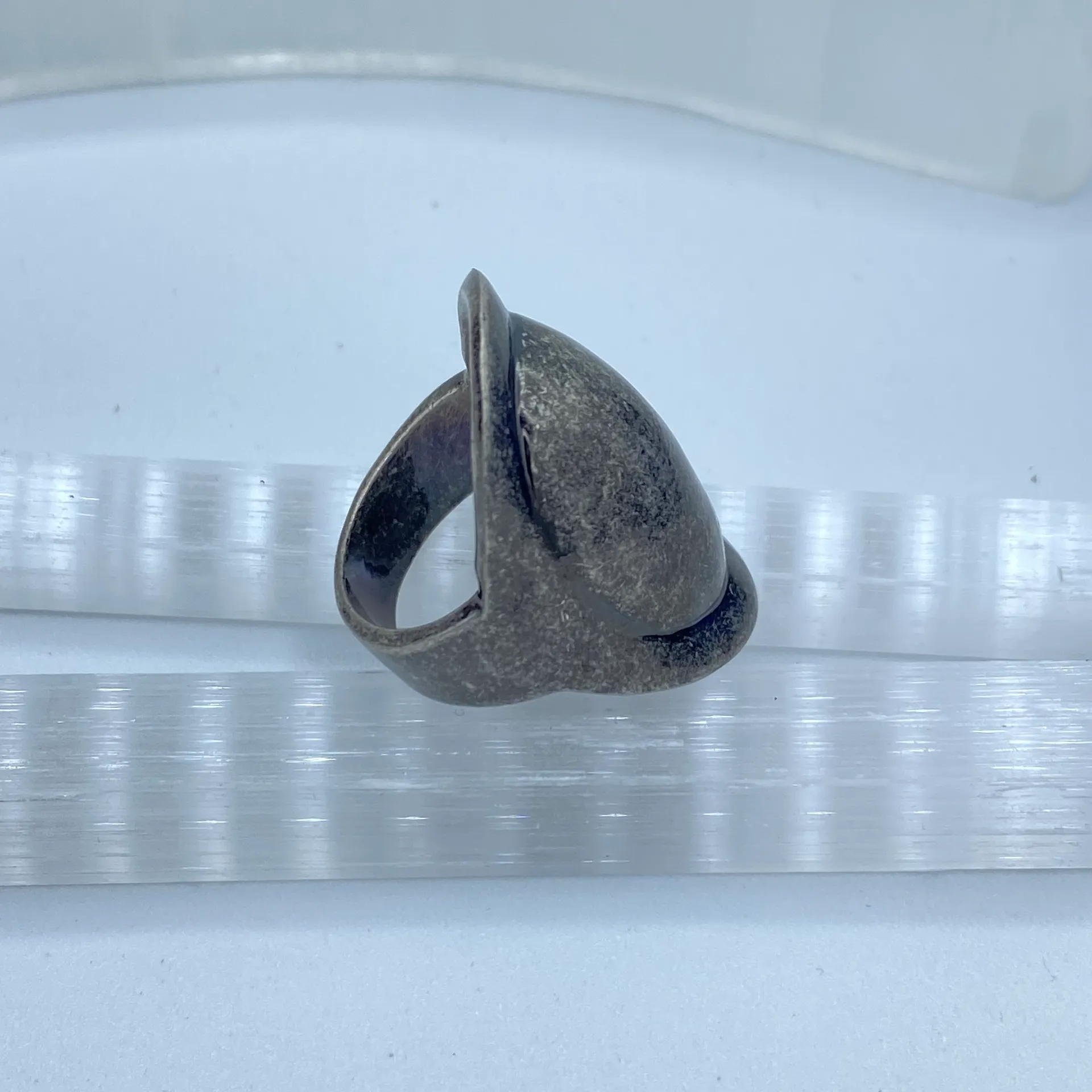 Ruthenium Brass Art Deco Dome Ring sizes 6,7 Silver - Image 3