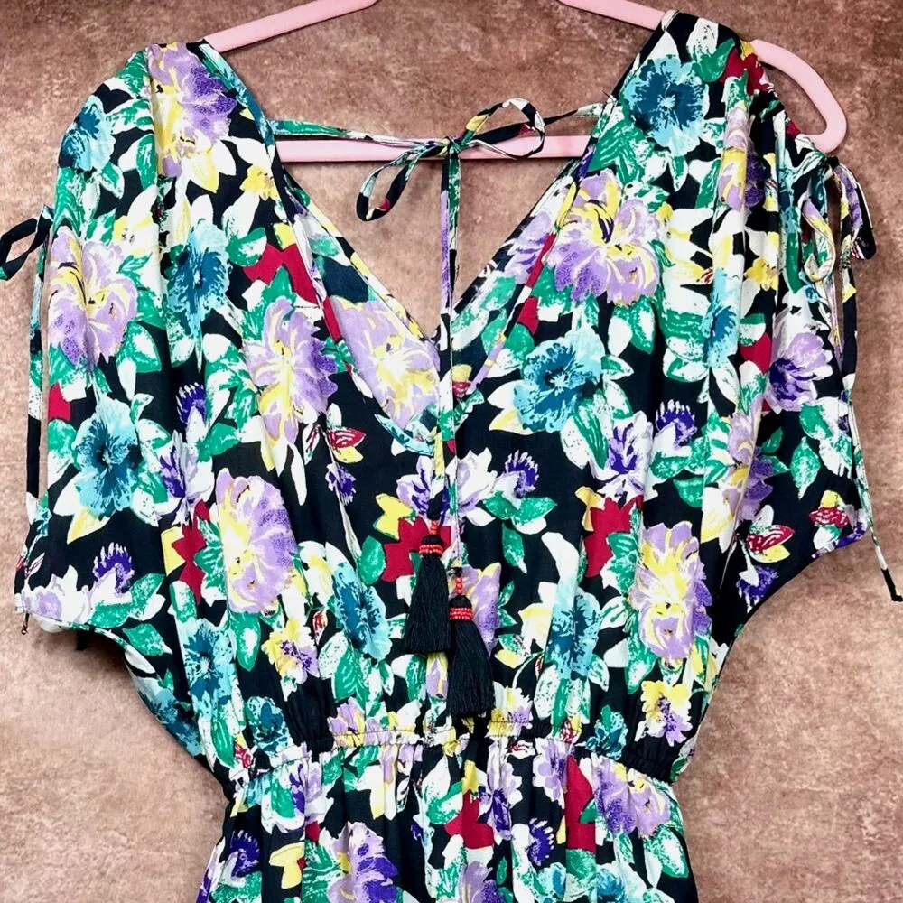 Band of Gypsies Sapphire Trends Floral Romper - Black/Multi - size S - Image 10