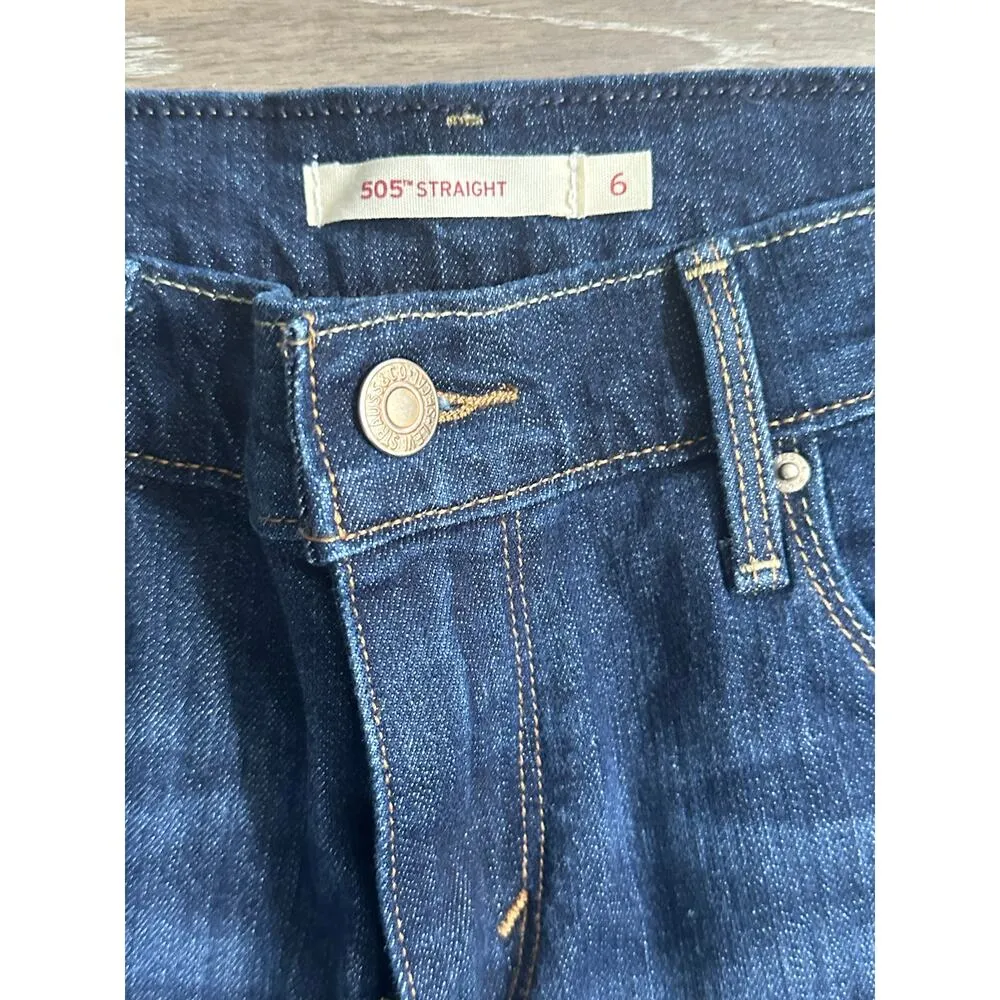 Levi Strauss & Co Size 6, Straight 505 - Image 2