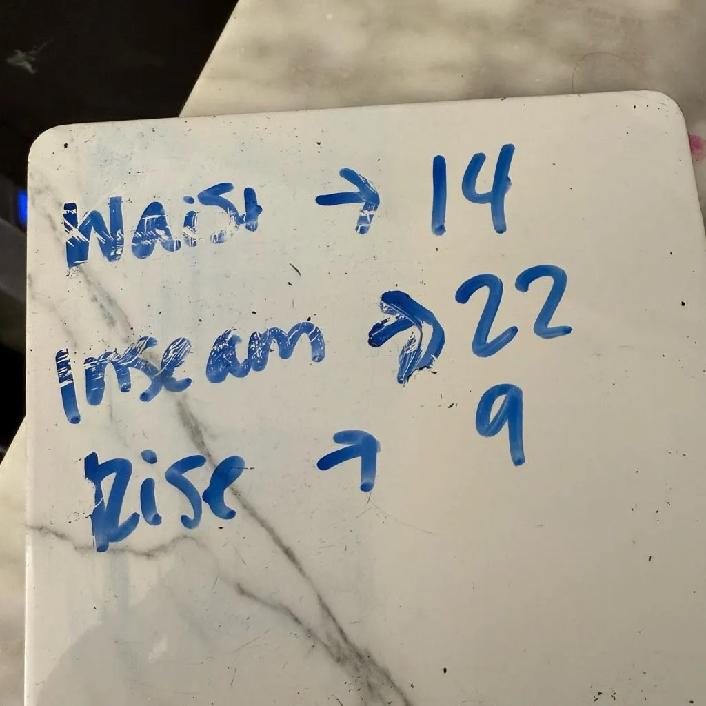 RBX Women’s Medium Green Camo Cropped Pants Leggings - Image 3