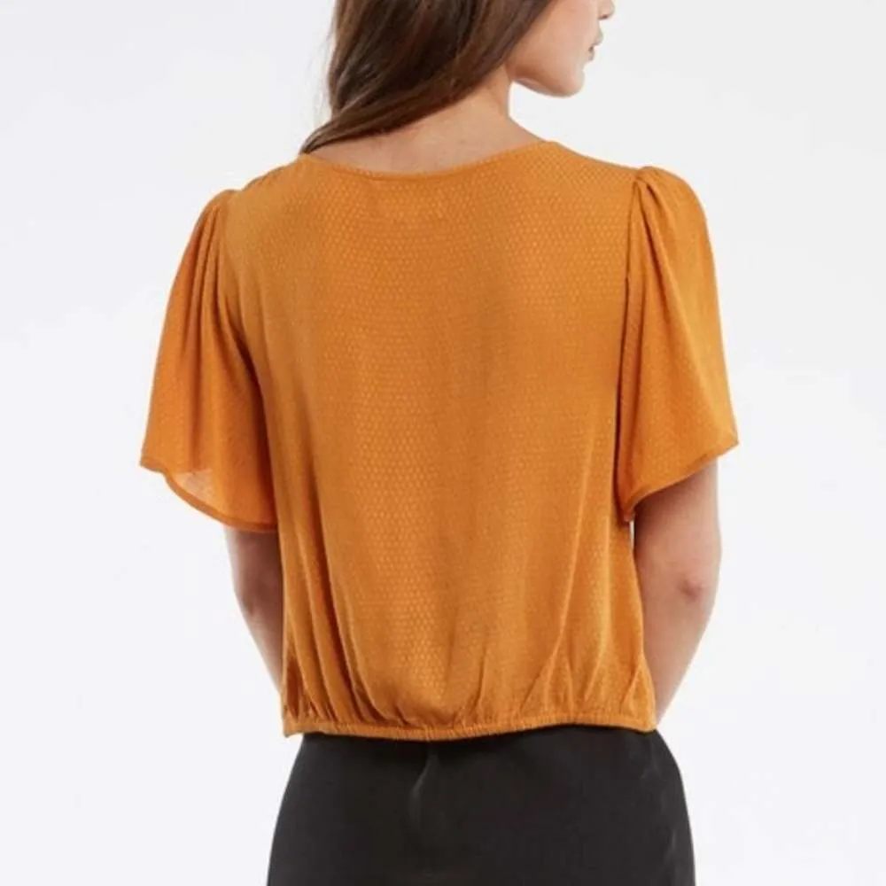 Band of Gypsies Toulon Honey Center Rugged V-neck Top - Image 49