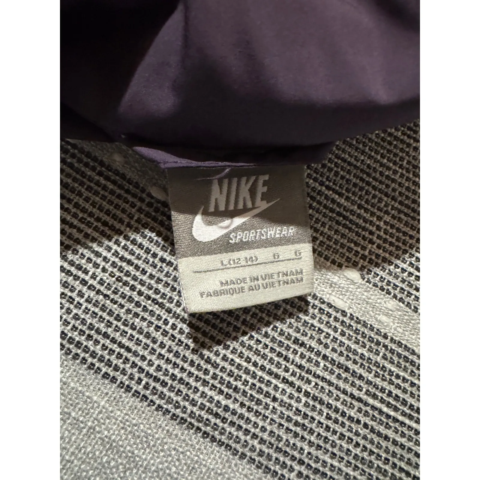 Nike Women Track Jacket Purple White Stripe Full Zip Casual Athleisure Size M - Image 9