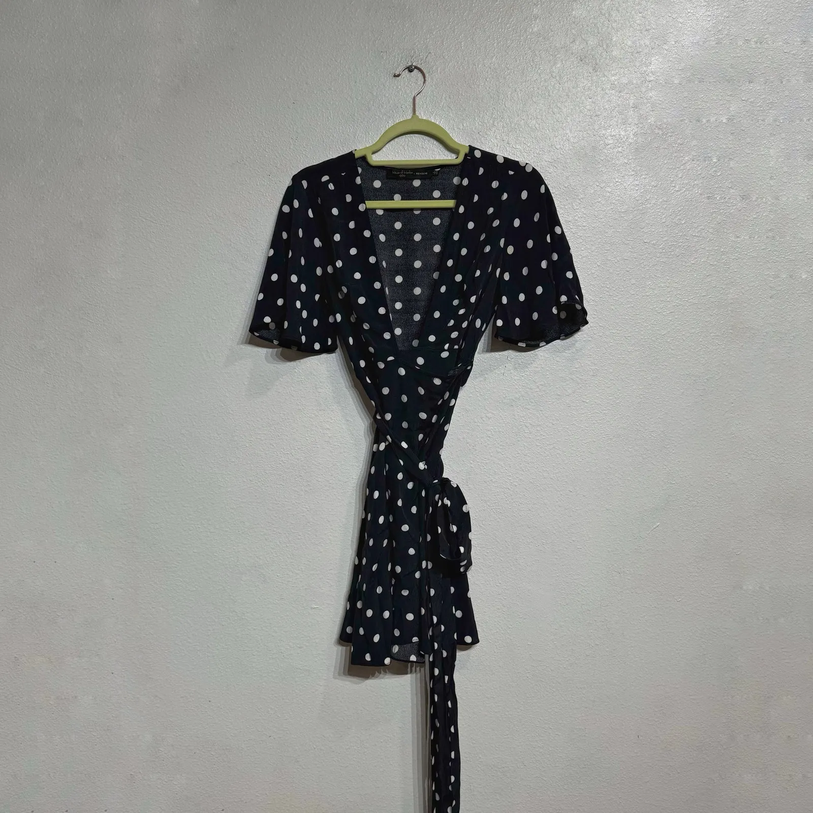 House of Harlow 1960 x Revolve Black Polka Dot Harper Mini Wrap Dress Sz XS - Image 2