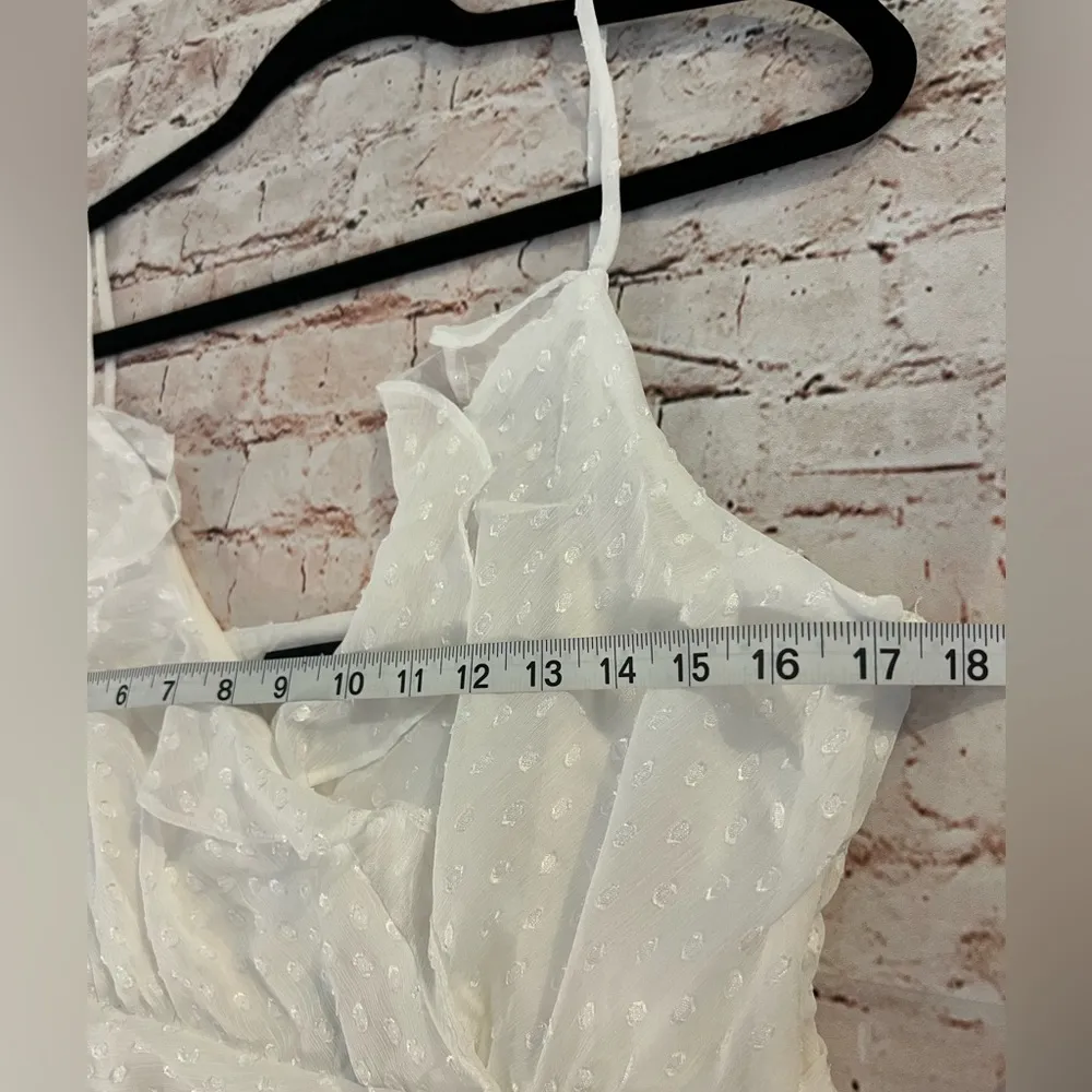 🌱Lulus White Ruffle Dress Size L NWT - Image 10