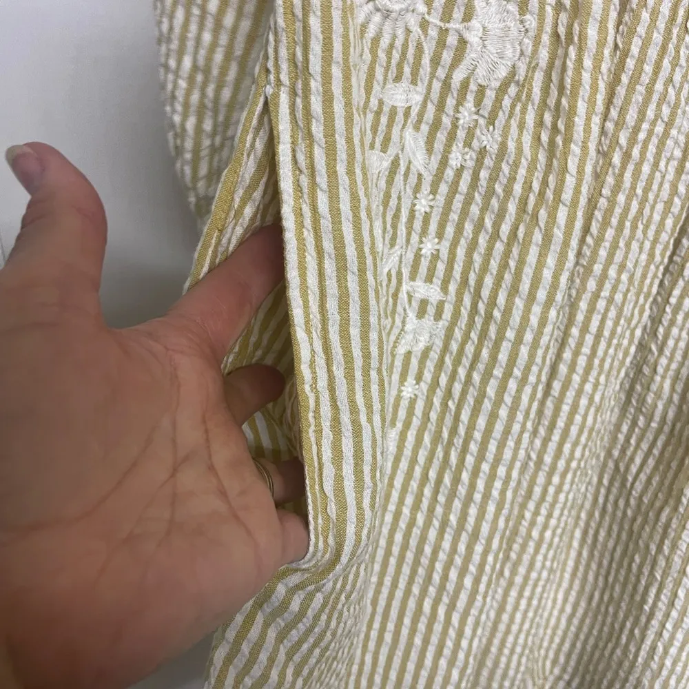 Forever 21 v-neck dress yellow/white stripe white flowers size small - Image 6